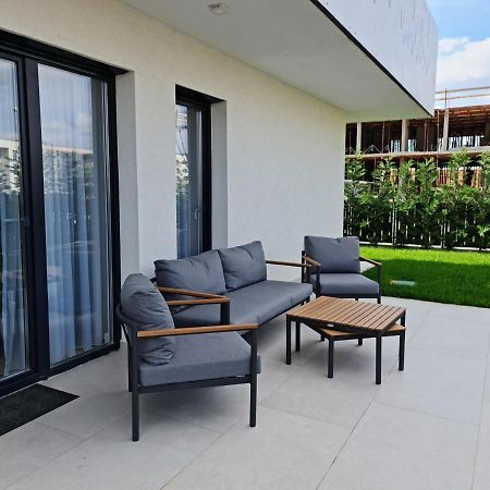 Sara Apartment Oradea Exterior foto